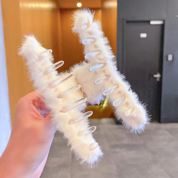 Large Plush Hair Claw Clips, Plastic Fluffy Hair Claw Hair (1 Pc / Mix Color) - TezCart