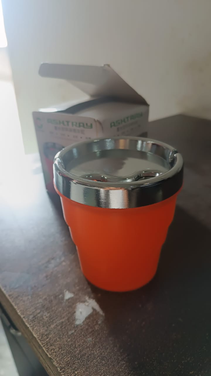 Plastic Car Ashtray Holder Cup with Lid (1 Pc) - TezCart
