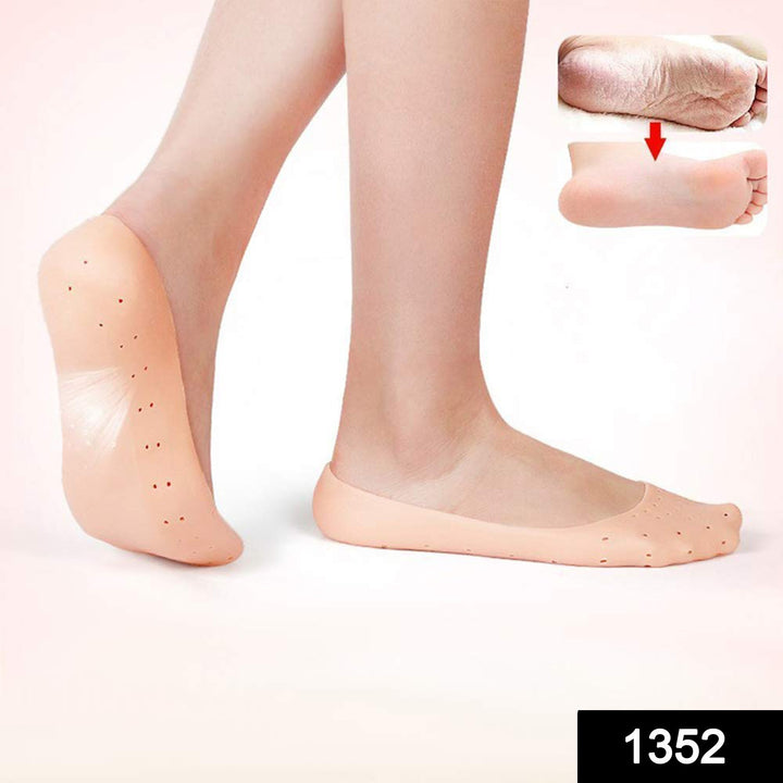Anti Crack silicone Gel Foot Protector Moisturizing Socks - TezCart