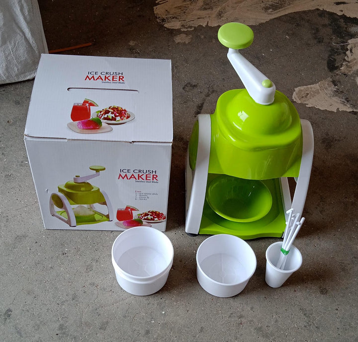Miracle Small Plastic Ice Gola Maker Ice snowmaker Machine | Ice Crusher | Indoor Outdoor Manual With Steel Blade & Anti slip Grip (1 Pc) Your Brand
