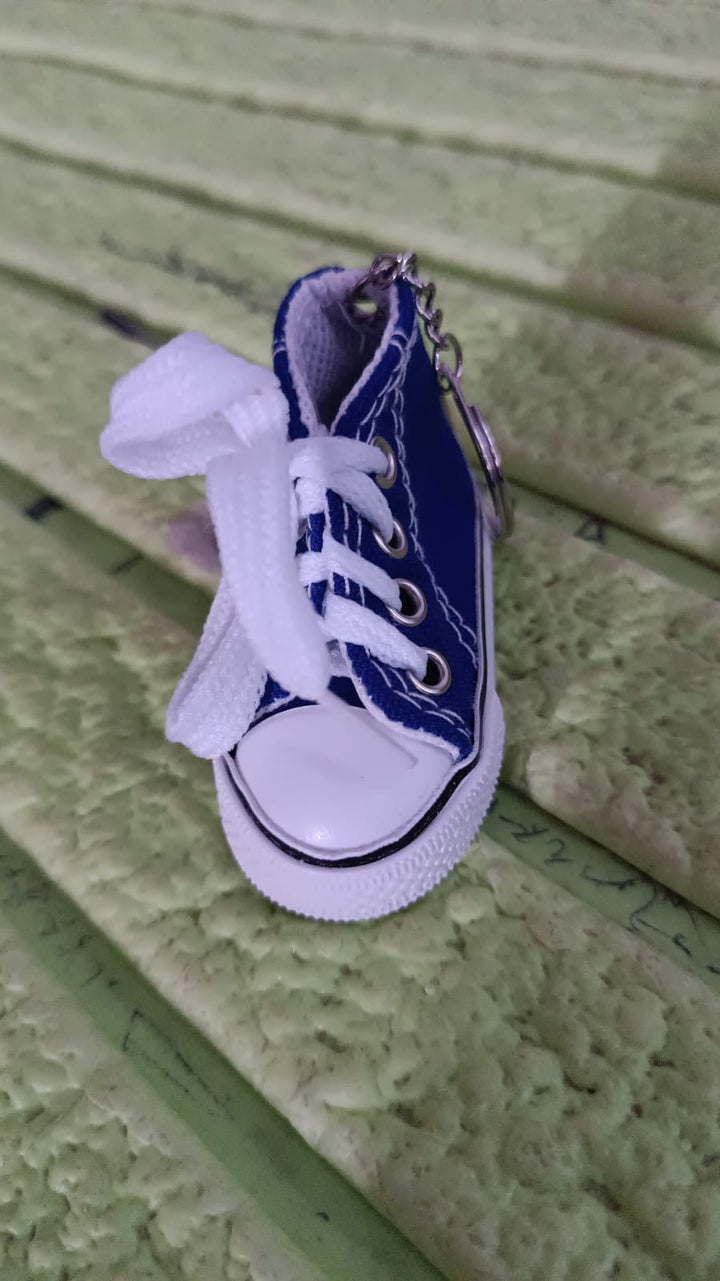 Mini Shoes Keychain, Stylish, Accessories for Perfect Gift, Backpacks (1 Pc) - TezCart