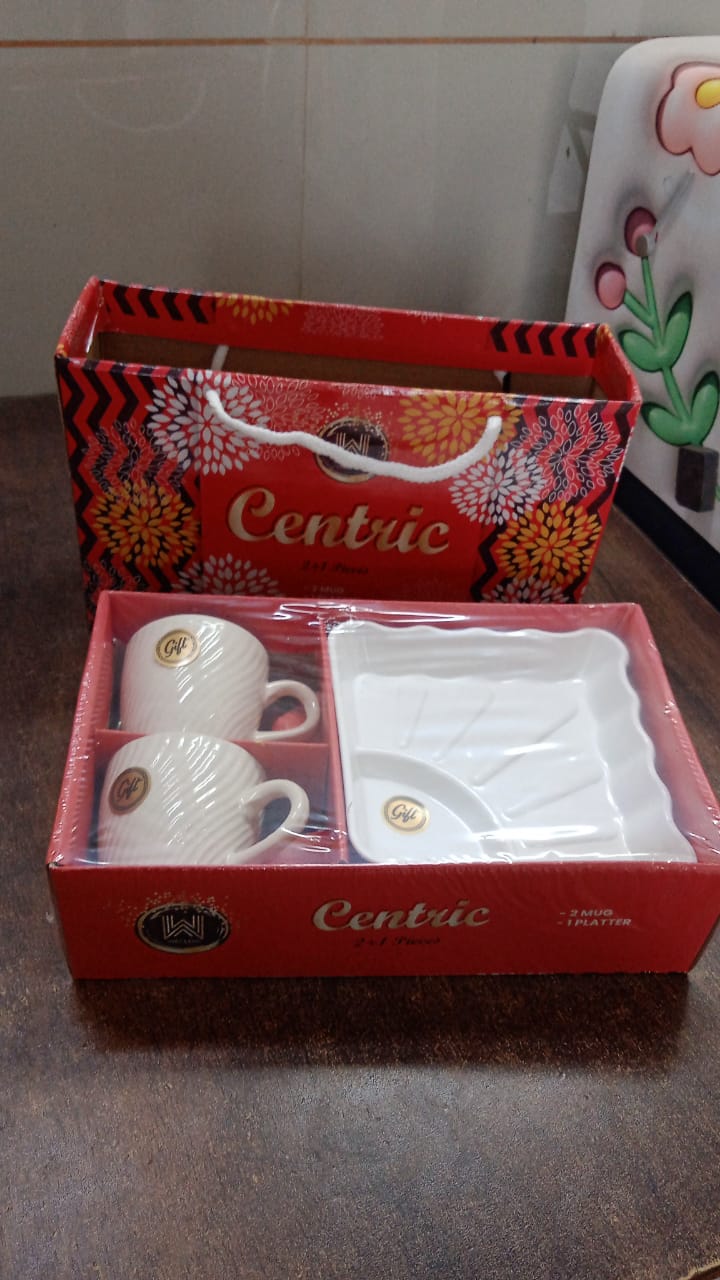 Cerntric Ceramic Tea Cup With Plastic Square Shape Serving Platter Milk Cup 3pc Set your brand