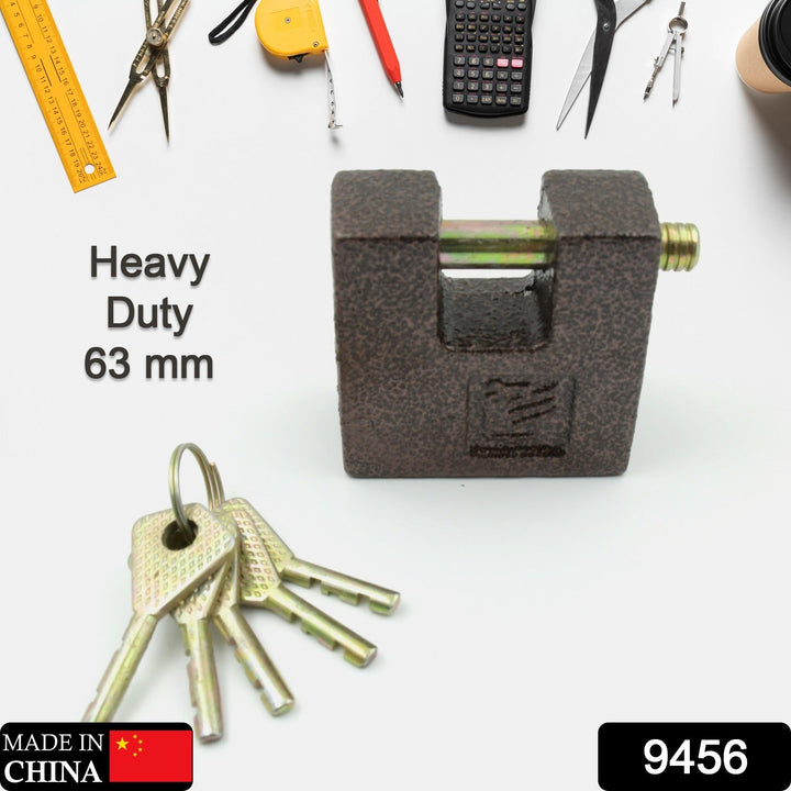 Iron lock, Brass Core and Thickened Spray Black Iron Door Lock With 5 pc Keys for Home Dormitory, Waterproof Antirust Anti-theft locks Outdoor Gate Shed Locks Warehouse Big Iron Door Drawer Lock (63 mm ) Your Brand