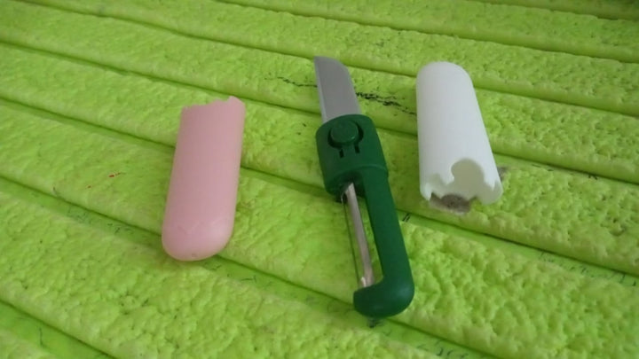 2 in 1 Knife, Multifunctional peeler Two in one fruit knife, fruit and vegetable cutting knife+sawtooth peeler, apple, carrot, potato, fruit slice antiskid Your Brand